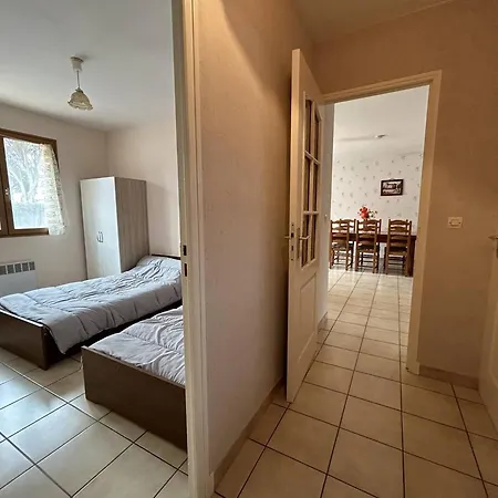 Charmante 4 Pers Avec Jardin, Garage, Tv Et Cuisine Equipee - Village - Fr-1-388-174 *
