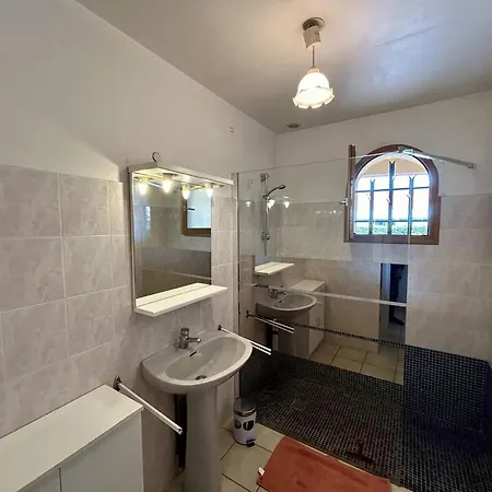 Charmante 4 Pers Avec Jardin, Garage, Tv Et Cuisine Equipee - Village - Fr-1-388-174 Apartment *