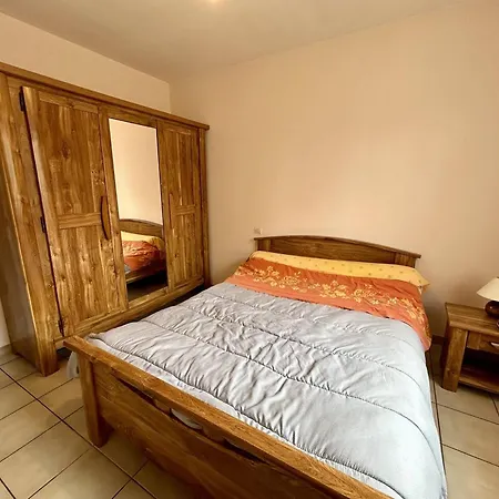 Charmante 4 Pers Avec Jardin, Garage, Tv Et Cuisine Equipee - Village - Fr-1-388-174 *