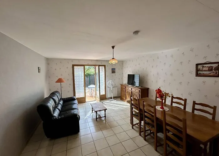 Διαμέρισμα Charmante 4 Pers Avec Jardin, Garage, Tv Et Cuisine Equipee - Village - Fr-1-388-174