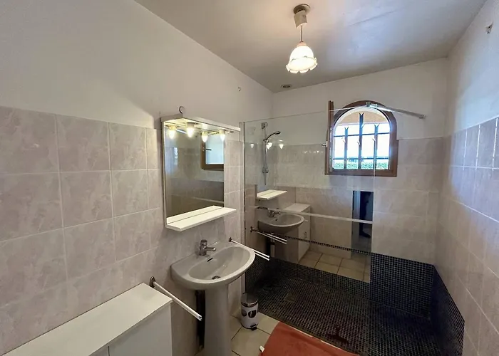 Charmante 4 Pers Avec Jardin, Garage, Tv Et Cuisine Equipee - Village - Fr-1-388-174 Διαμέρισμα *